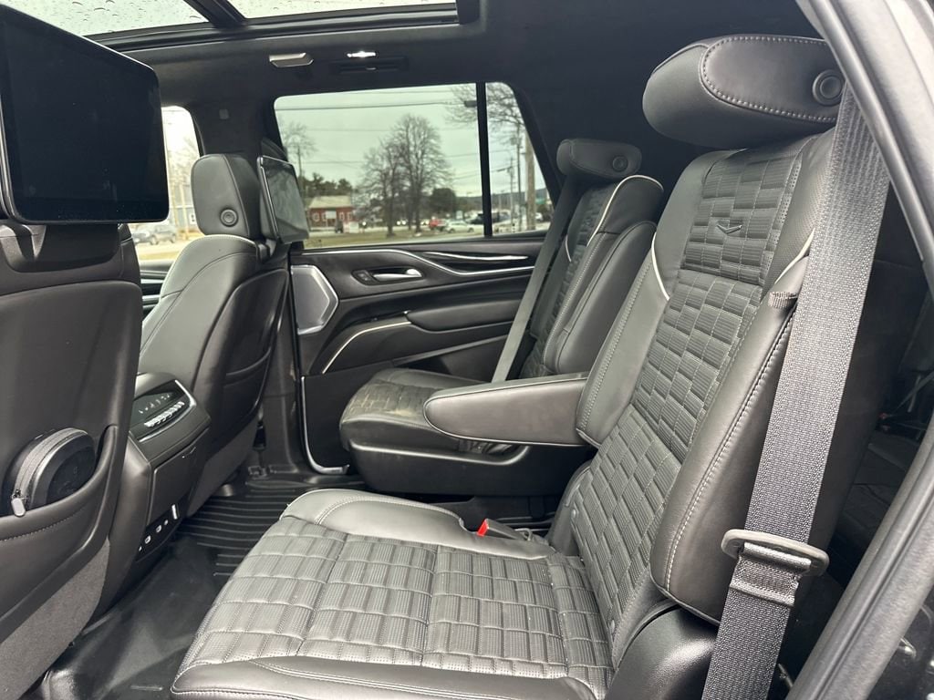 2024 Cadillac Escalade V-Series - Photo 20