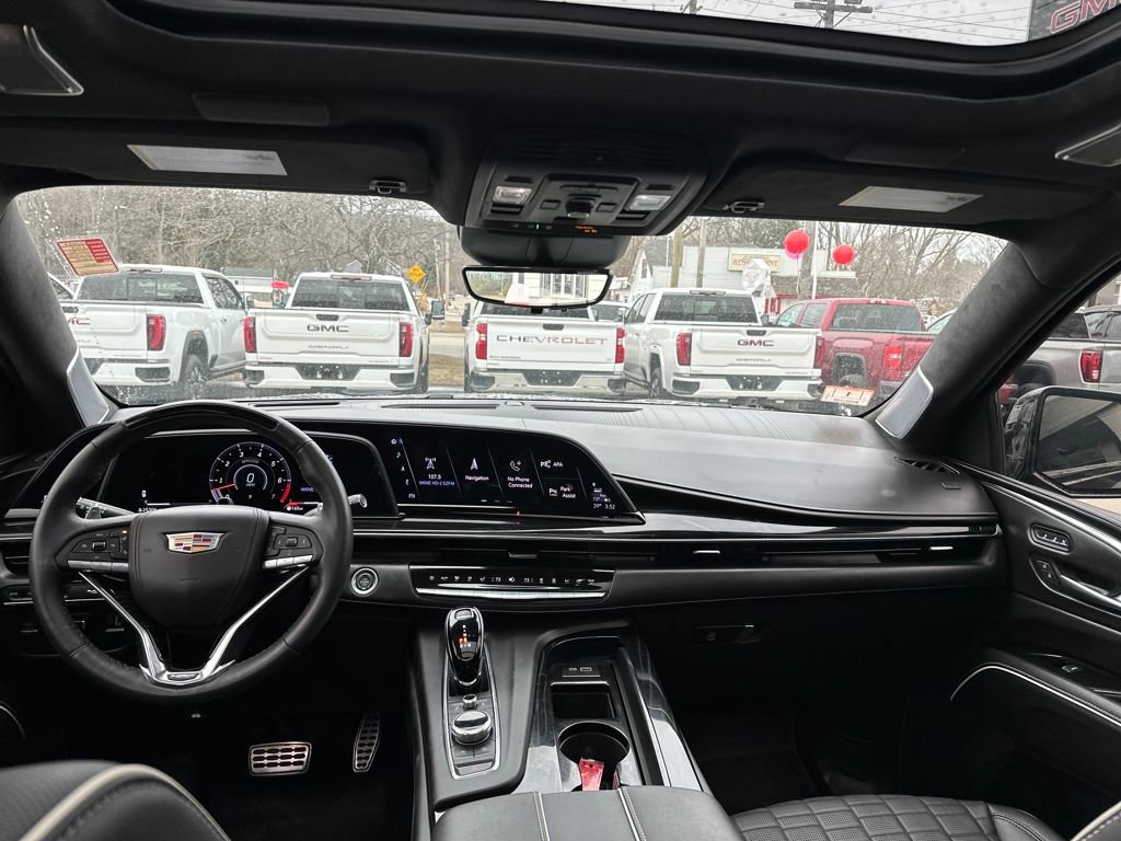 2024 Cadillac Escalade V-Series - Photo 12