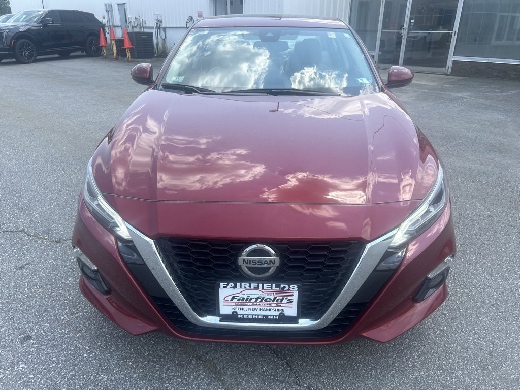 Used 2020 Nissan Altima SV with VIN 1N4BL4DW1LC241239 for sale in Keene, NH