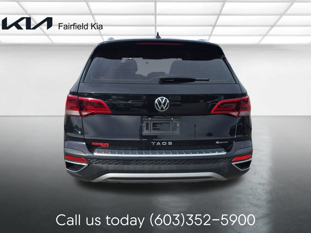 Used 2022 Volkswagen Taos 1.5T SE SUV