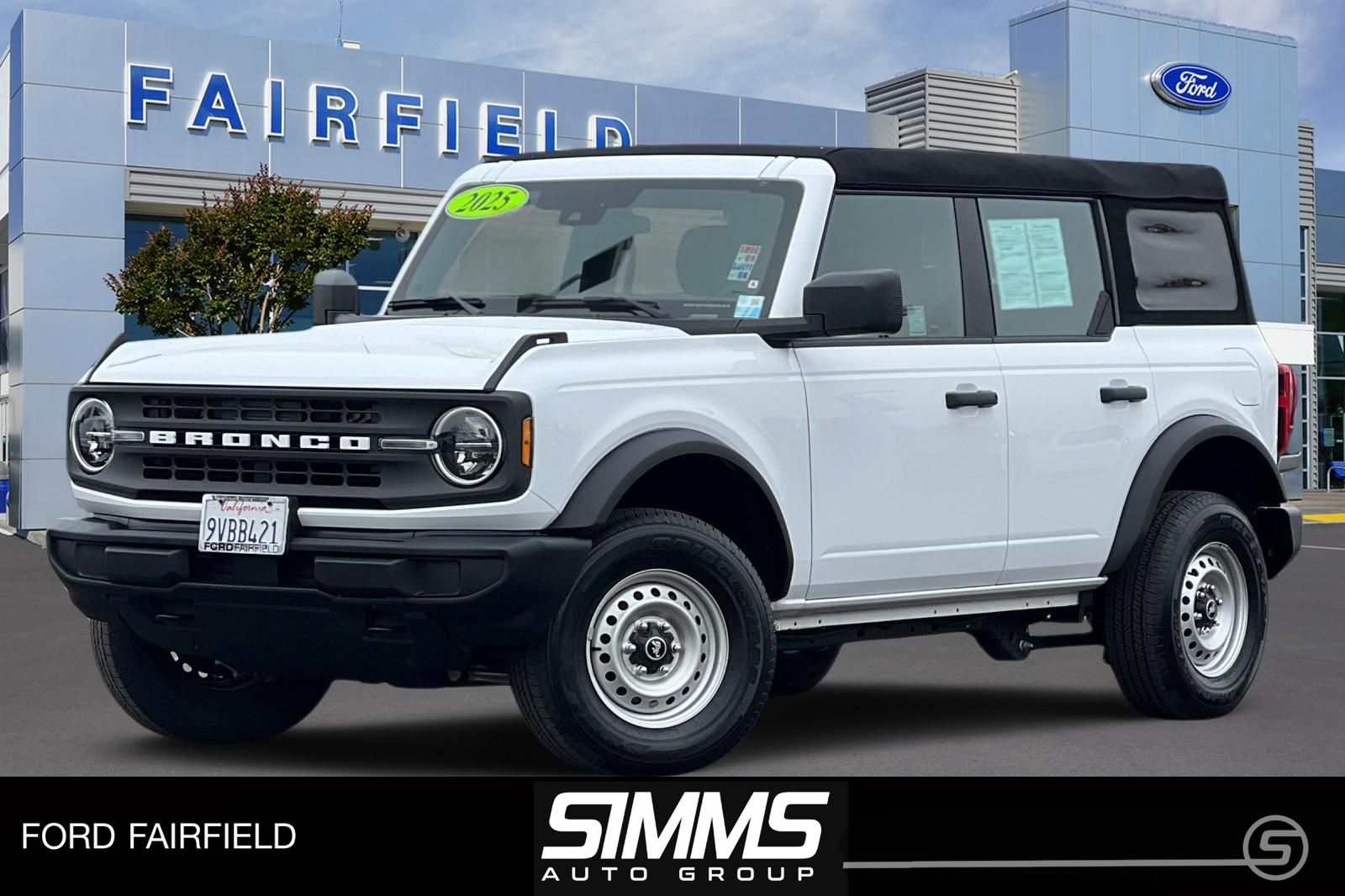 2025 Ford Bronco 4-Door Base's photo