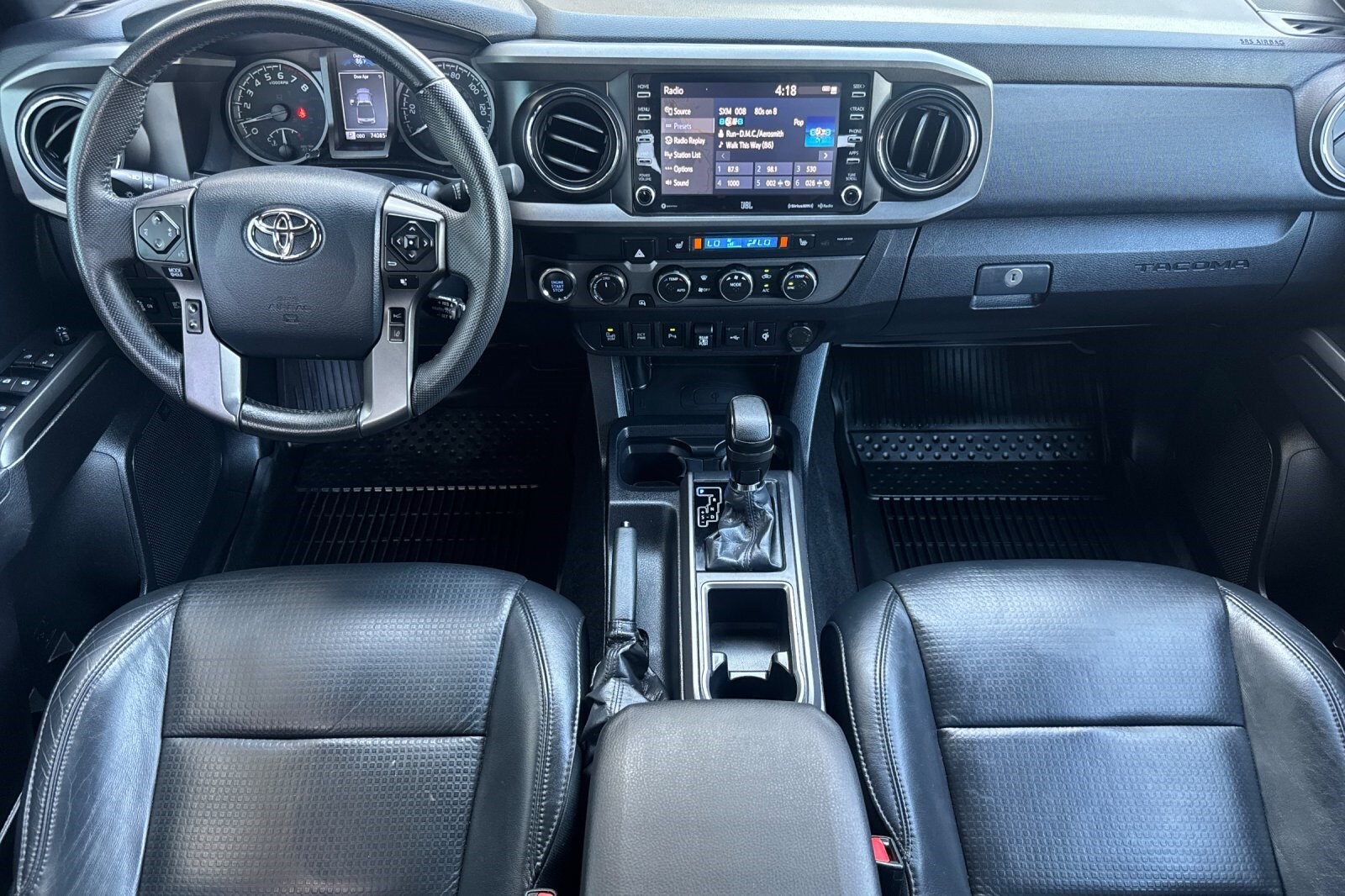 2020 Toyota Tacoma TRD Sport photo 3