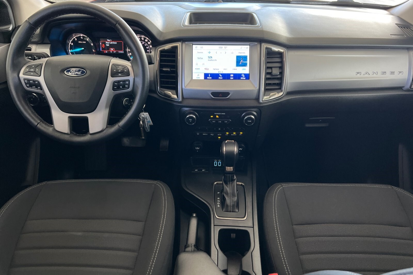 2023 Ford Ranger XLT photo 3