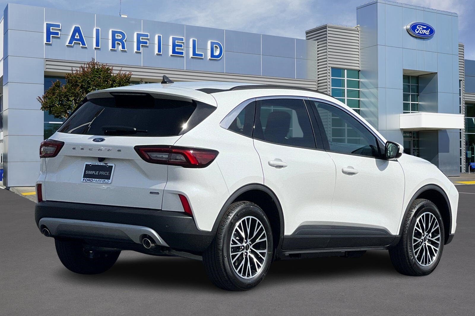 2024 Ford Escape Base photo 2
