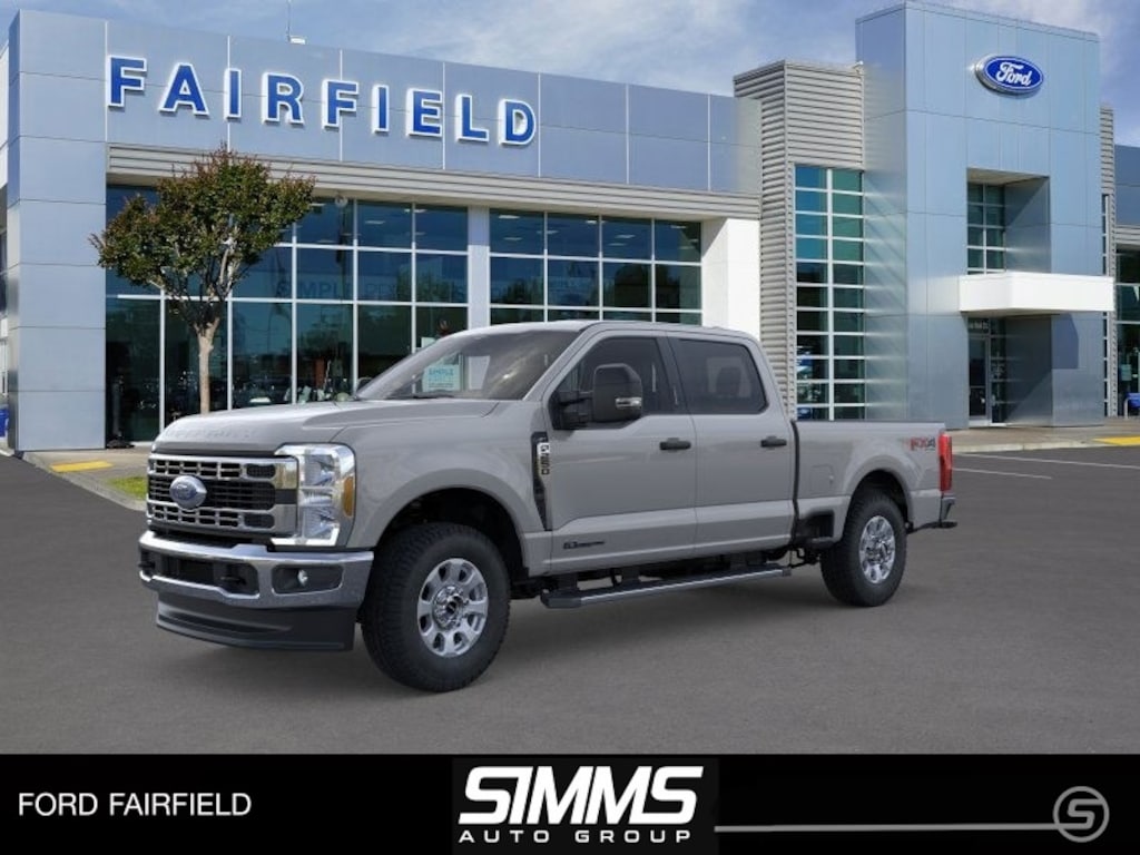 New 2025 Ford F-250 XLT Truck Crew Cab