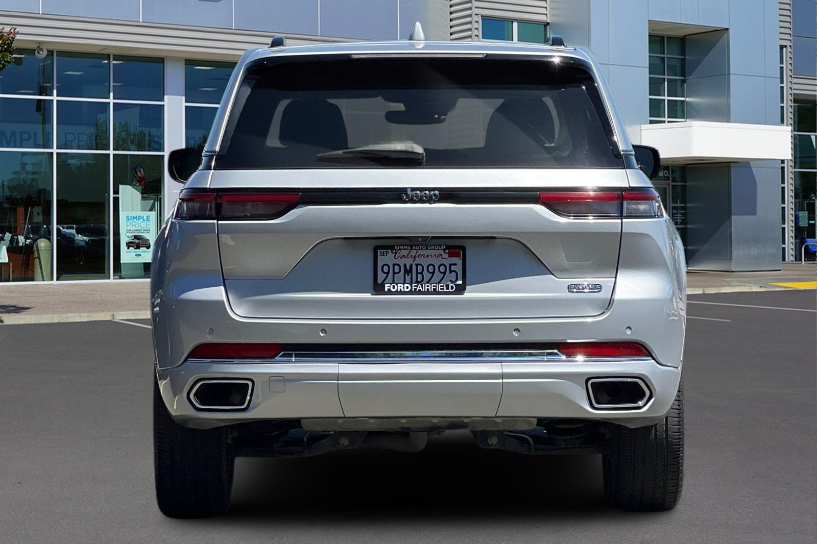 2022 Jeep Grand Cherokee Overland - Photo 8