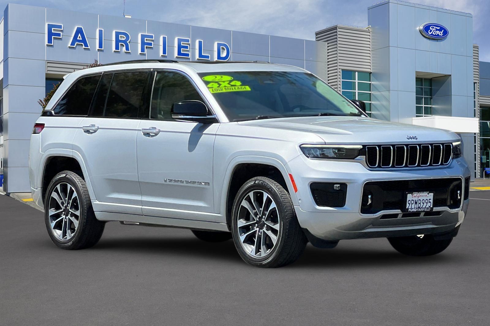 2022 Jeep Grand Cherokee Overland - Photo 6