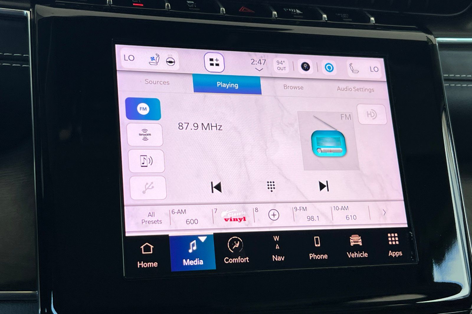 2022 Jeep Grand Cherokee Overland - Photo 18