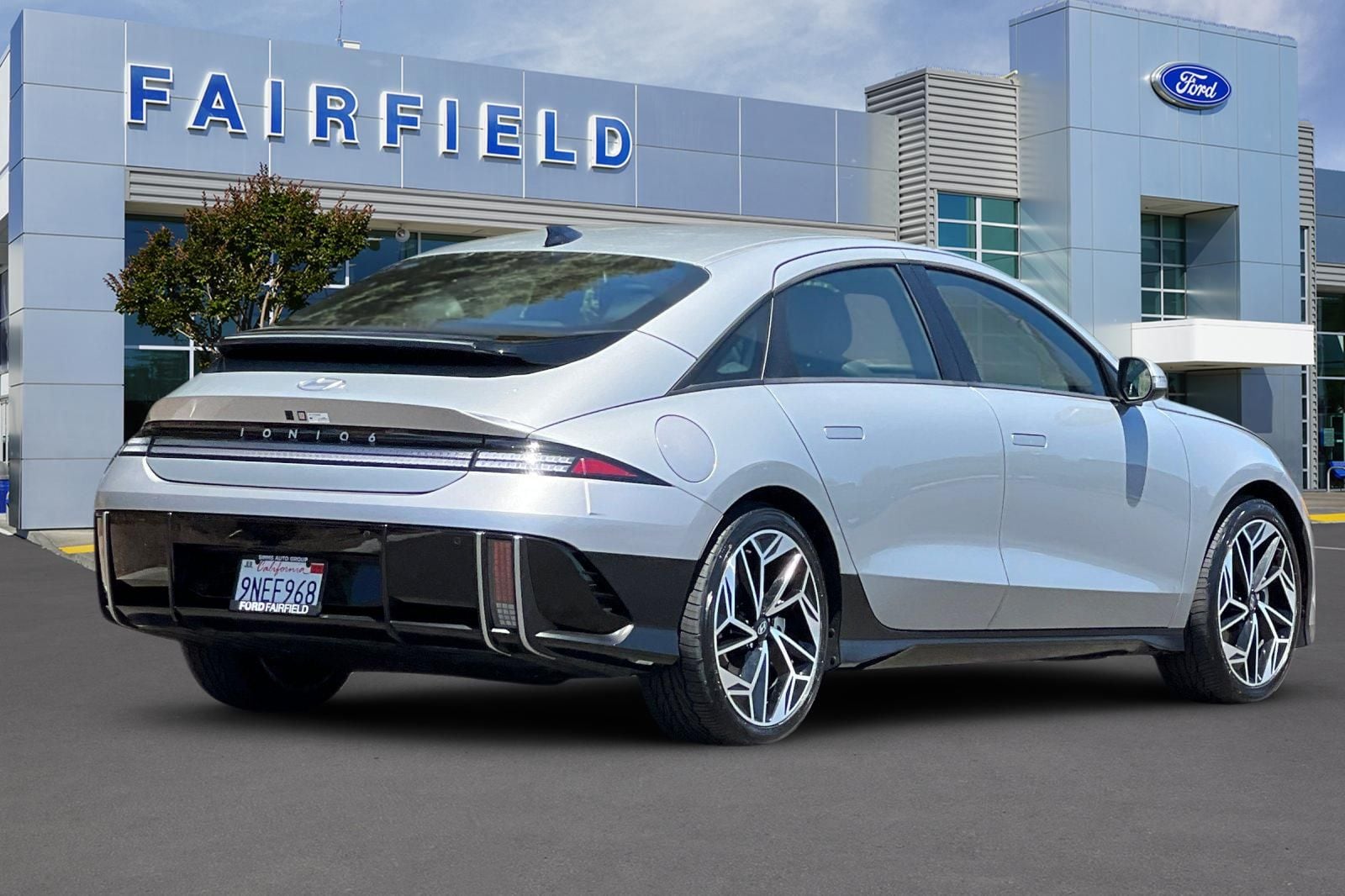 Used 2024 Hyundai IONIQ 6 SEL with VIN KMHM34AA8RA079556 for sale in Fairfield, CA