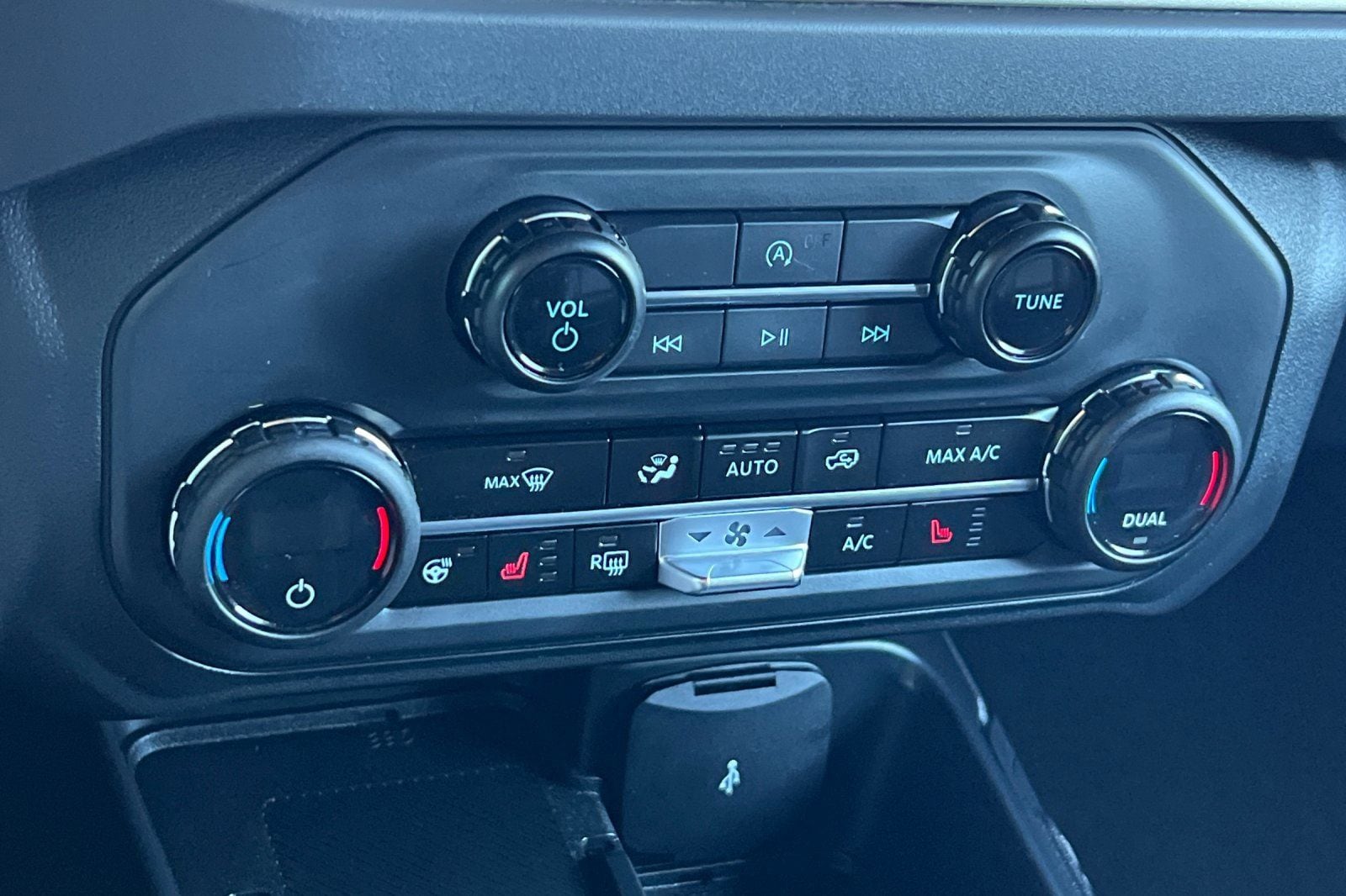 2025 Ford Bronco 4-Door Outer Banks - Photo 22