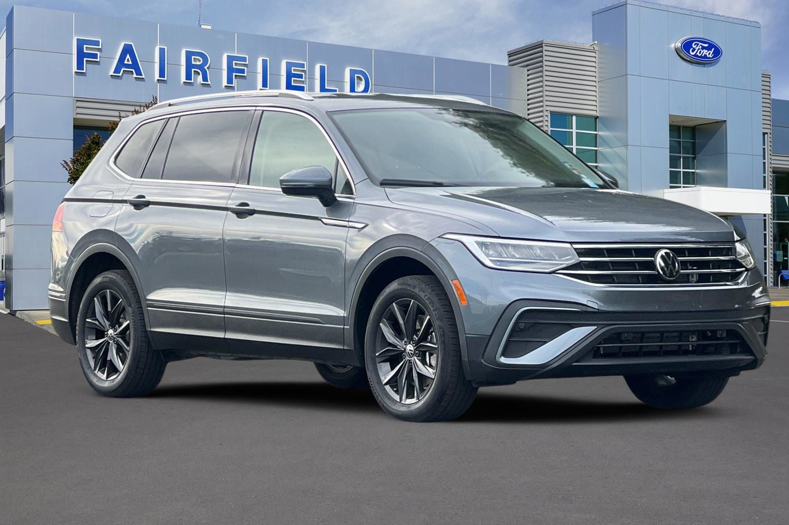 2024 Volkswagen Tiguan 2.0T SE photo 5