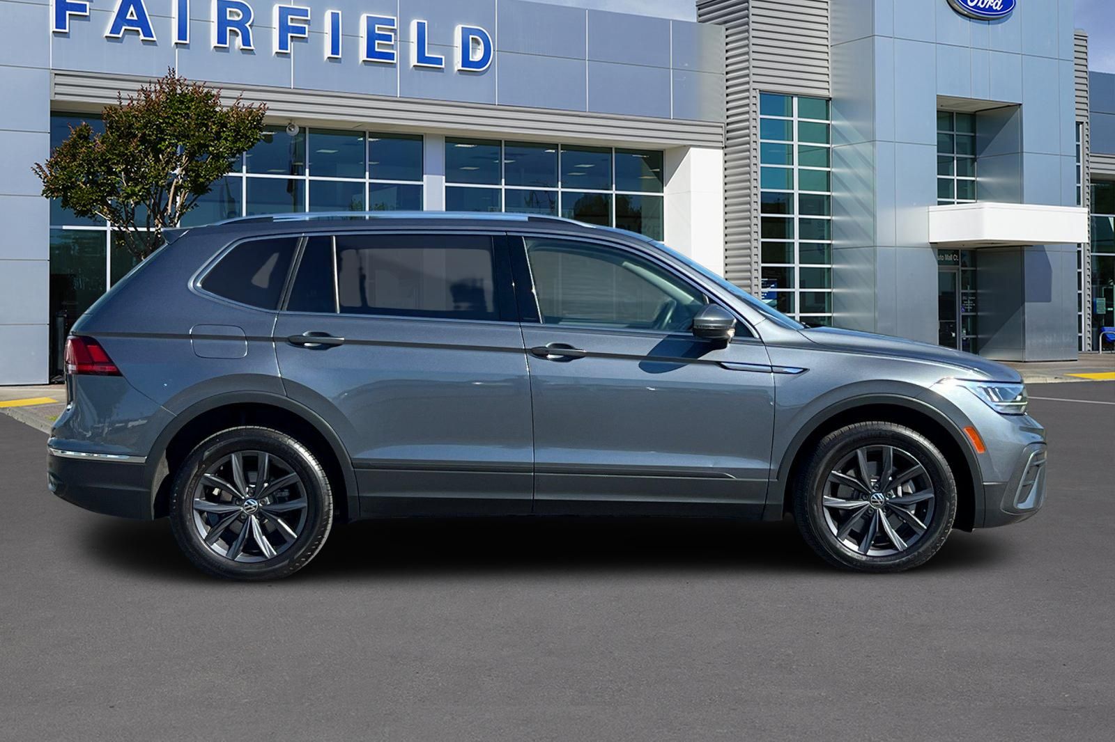 2022 Volkswagen Tiguan 2.0T SE photo 6