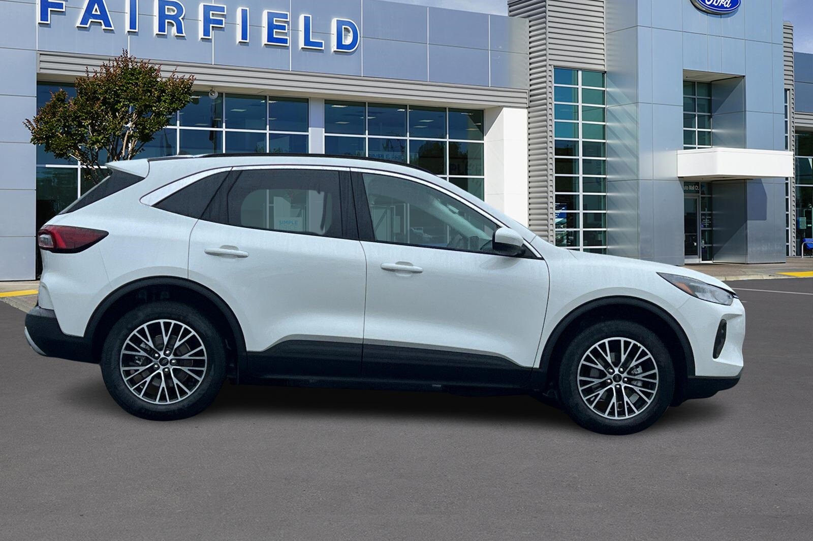 2024 Ford Escape Base photo 2