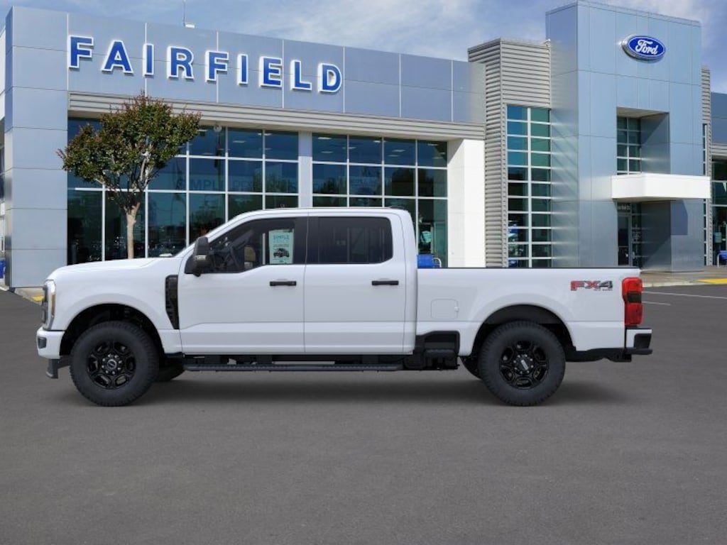 New 2025 Ford F-250 XL Truck Crew Cab