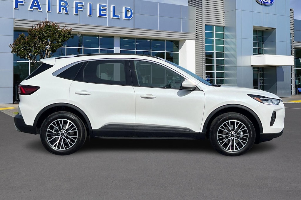 New 2024 Ford Escape Base SUV