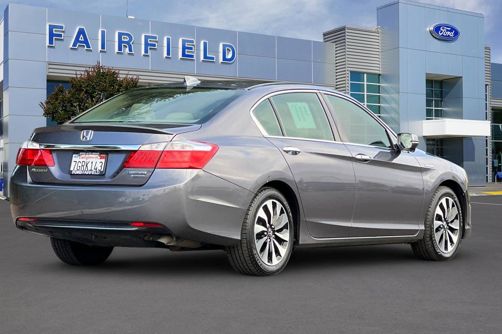 2014 Honda Accord Hybrid Touring photo 2