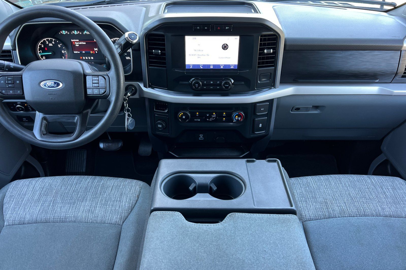 2023 Ford F-150 XLT photo 3