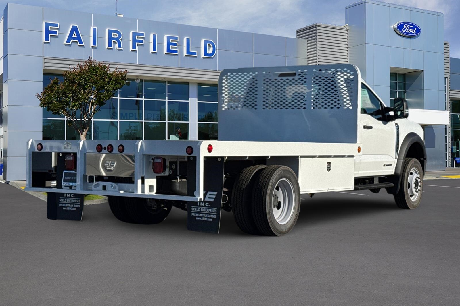 2024 Ford F-550 XL photo 2