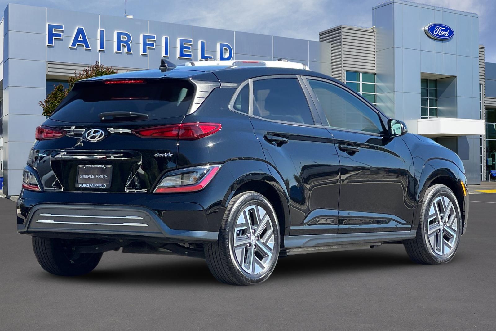 Used 2023 Hyundai Kona EV SE with VIN KM8K23AG1PU166557 for sale in Fairfield, CA