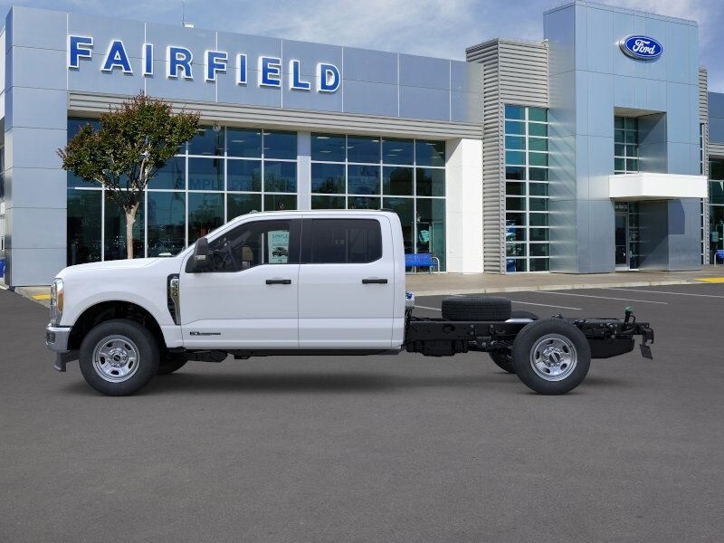 2026 Ford F-350 XL photo 3