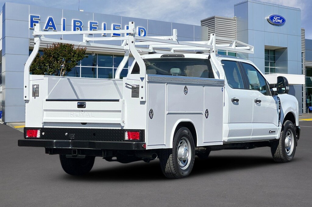 New 2026 Ford F-350 Chassis XL Truck Crew Cab