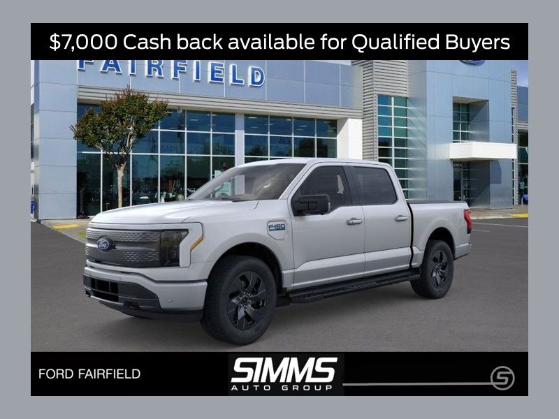 2025 Ford F-150 Lightning Flash's photo
