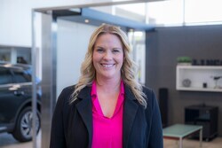 Staff member Heather Vladislavish from ID_f92c26