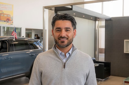 Staff member Rafa Maciel from ID_f92c26