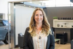 Staff member Samantha Stine from ID_f92c26