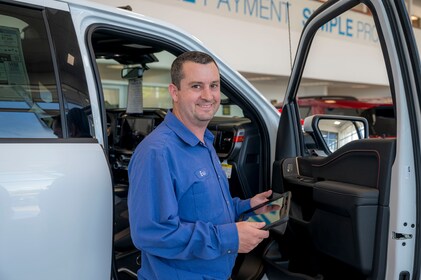 Staff member Eric Isaacson from ID_da82b4
