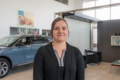 Staff member Crystal Rios from ID_f92c26