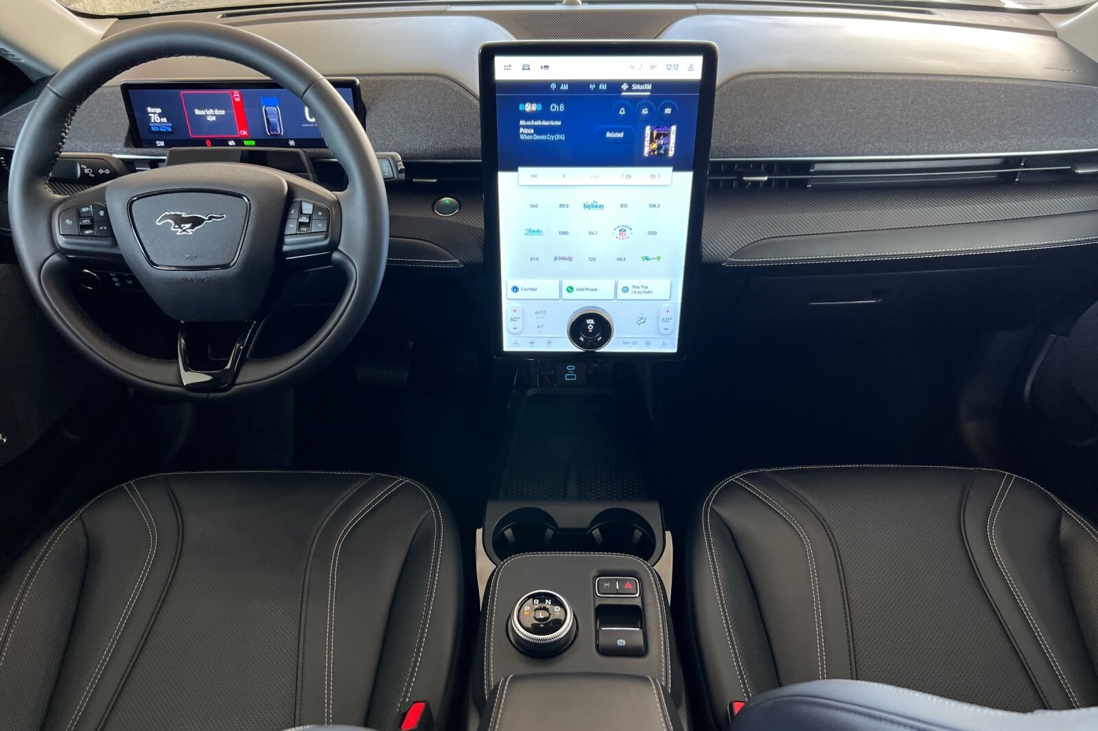 2023 Ford Mustang Mach-E Premium photo 3