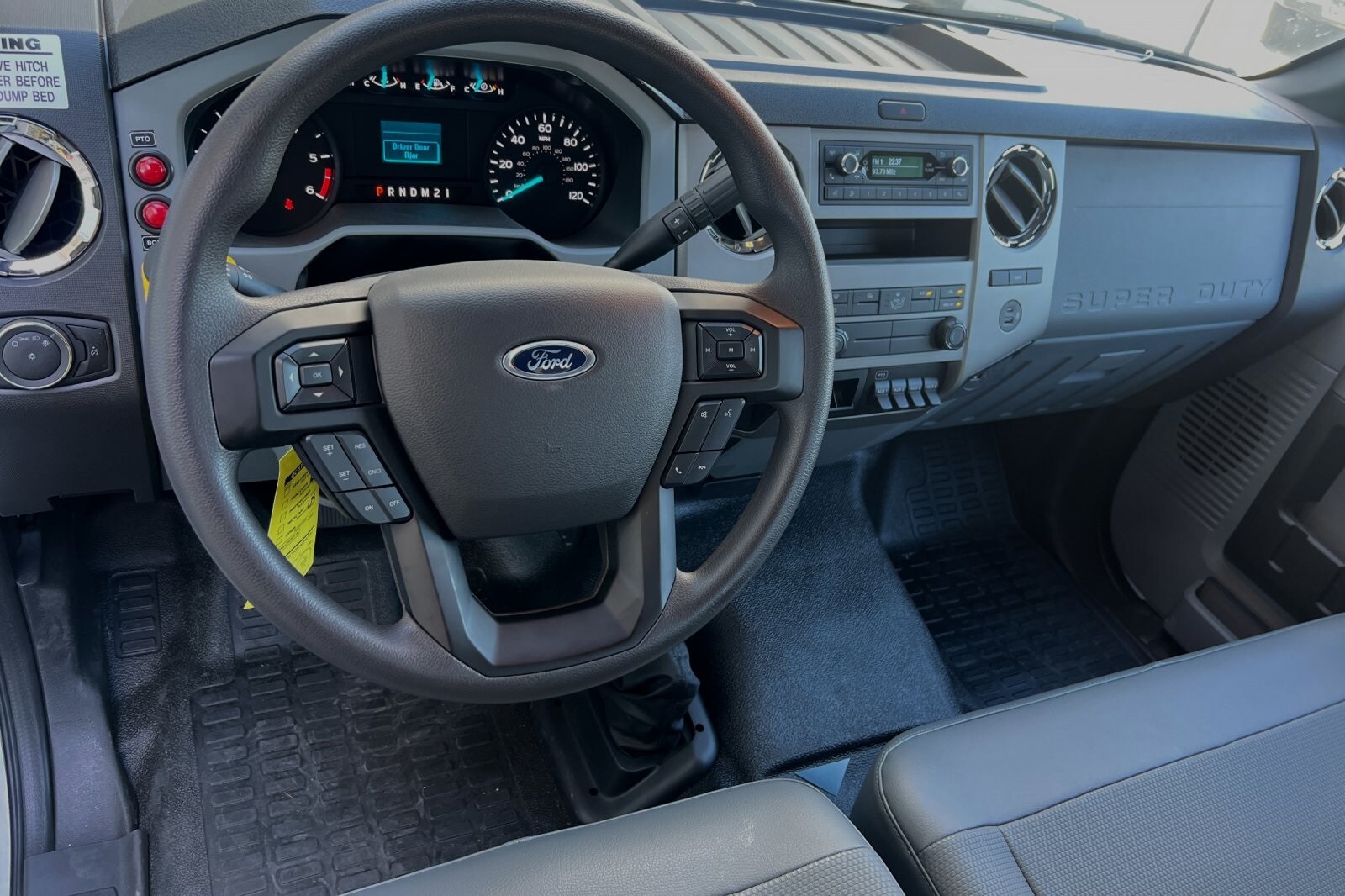 2025 Ford F-650 Base photo 3