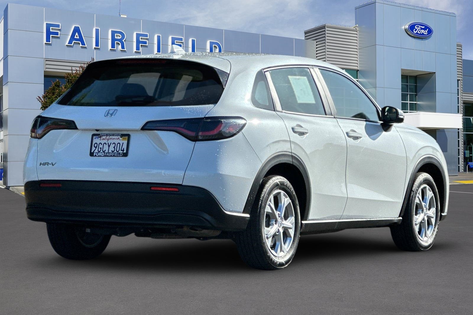 Used 2023 Honda HR-V LX with VIN 3CZRZ1H3XPM737452 for sale in Fairfield, CA