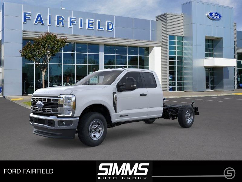2026 Ford F-350 Super Duty Chassis Cab XL's photo