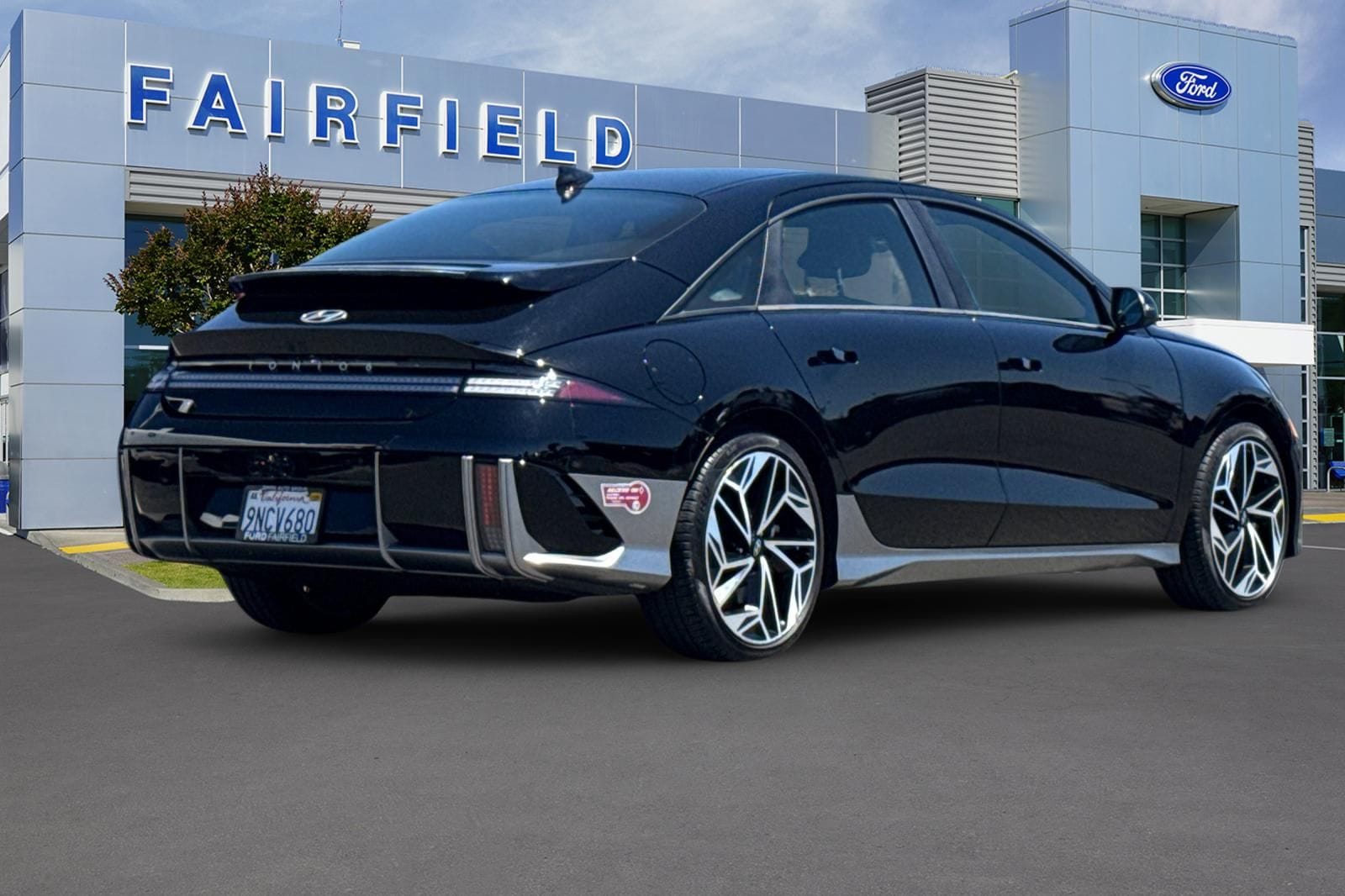 Used 2024 Hyundai IONIQ 6 SEL with VIN KMHM34AA5RA078607 for sale in Fairfield, CA