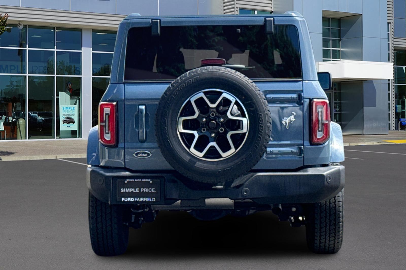 2025 Ford Bronco Outer Banks photo 3