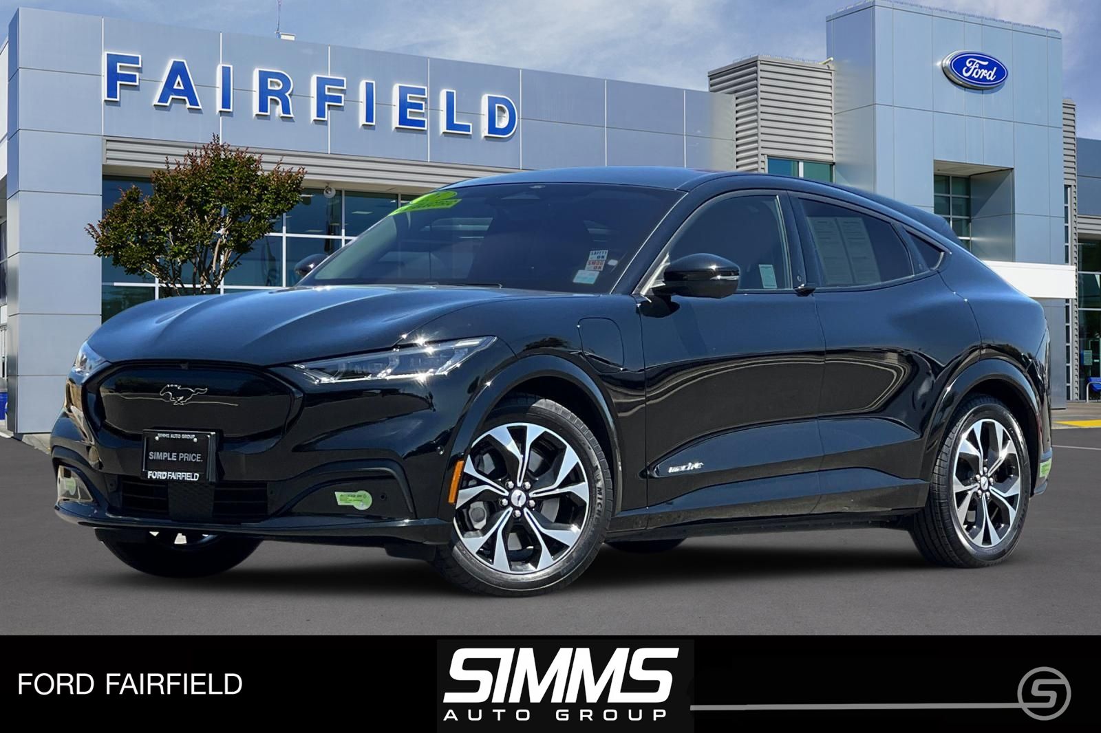 2023 Ford Mustang-Mach-e Premium's photo