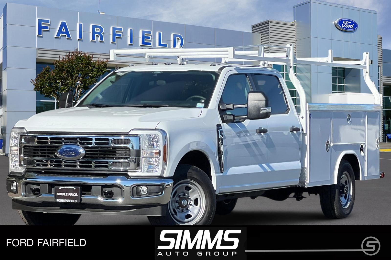 2026 Ford F-350 Super Duty Chassis Cab XL's photo