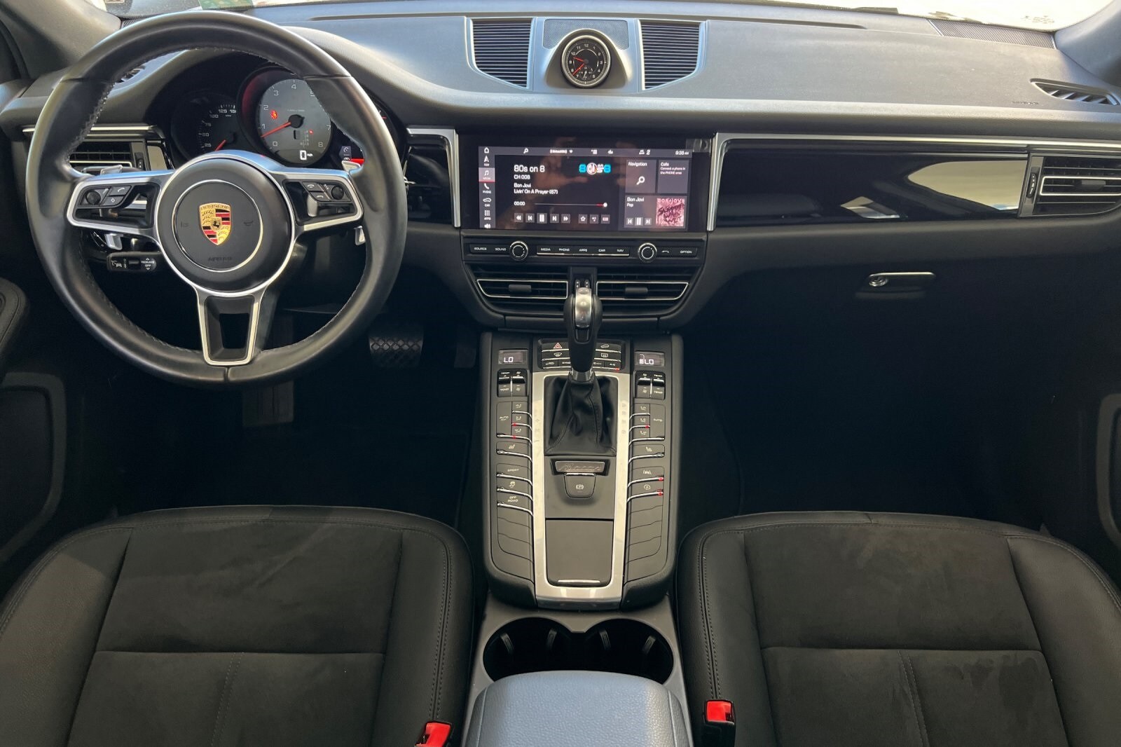 2021 Porsche Macan S photo 3