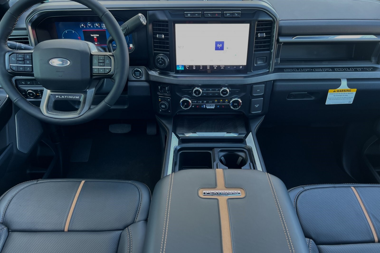 2024 Ford F-250 Platinum photo 3