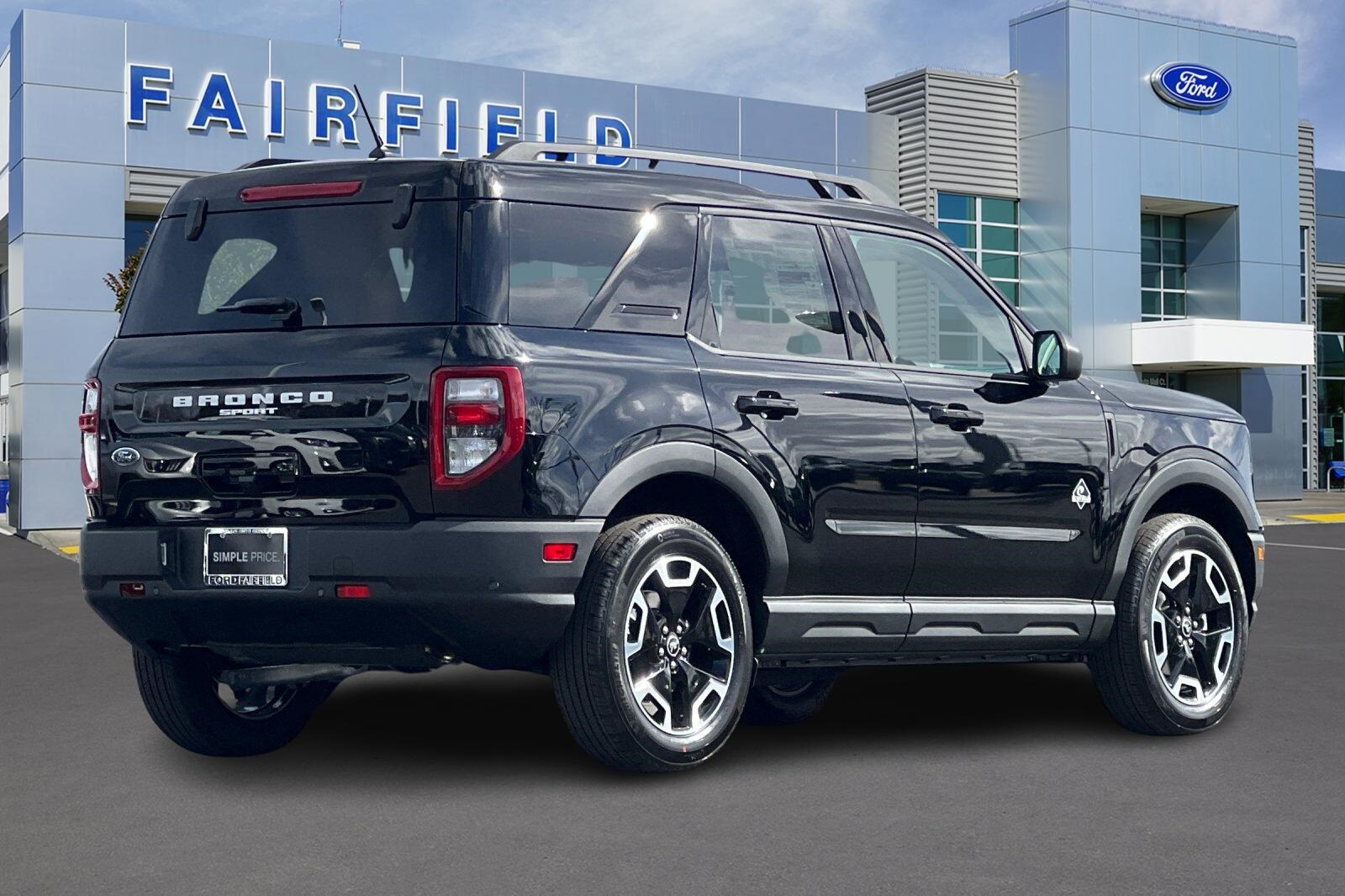 2024 Ford Bronco Sport Outer Banks photo 3