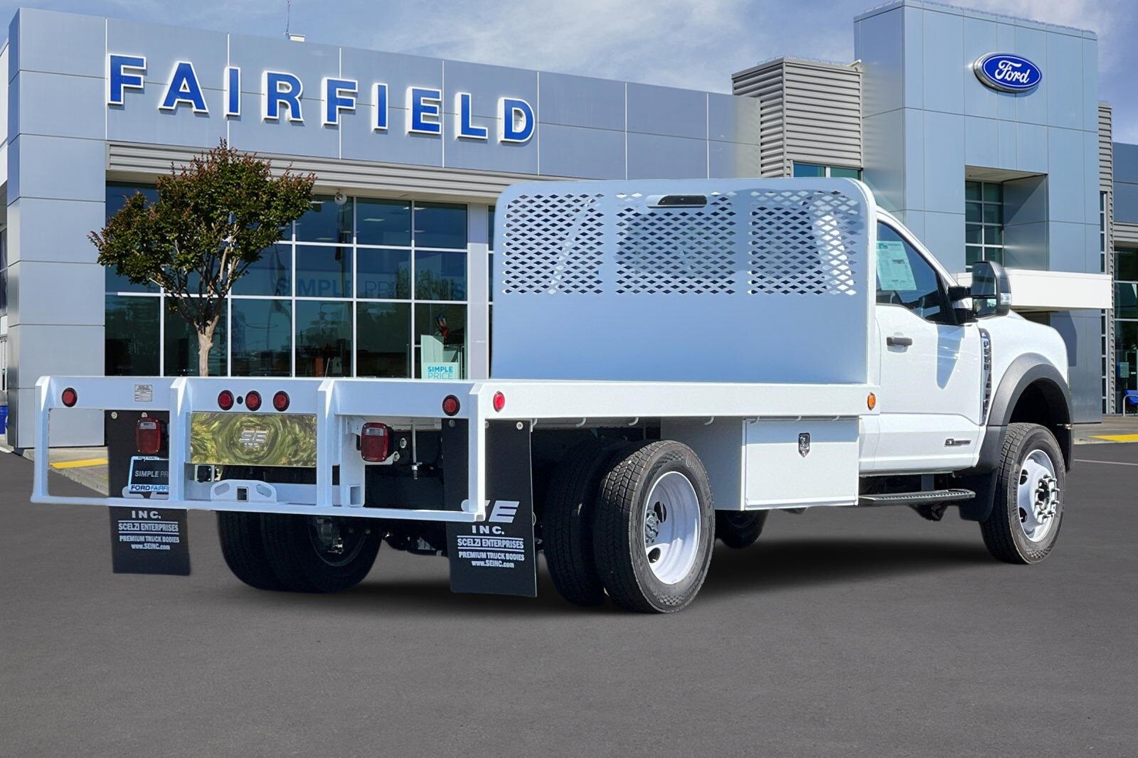 2024 Ford F-550 XL photo 2
