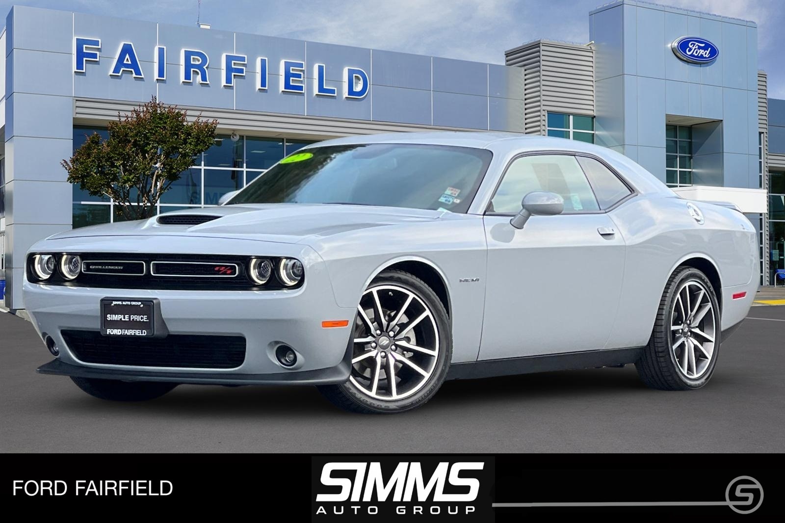 2022 Dodge Challenger R/T's photo