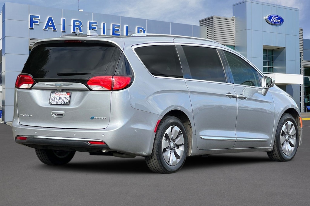 Used 2019 Chrysler Pacifica Hybrid Limited Minivan/Van