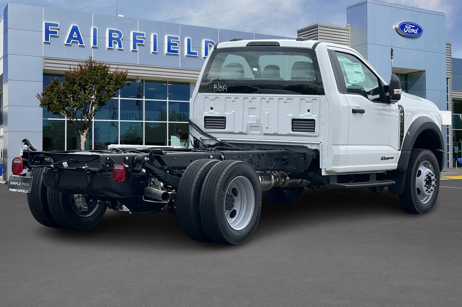 2024 Ford F-550 XL photo 2