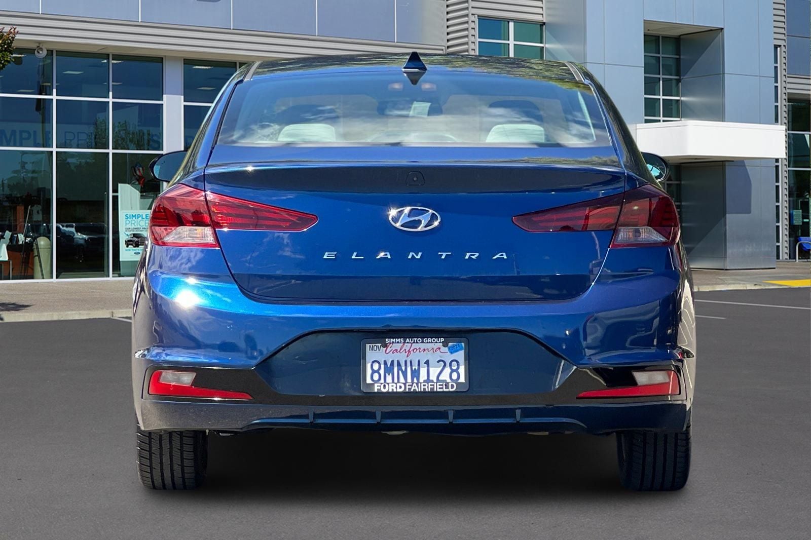 2020 Hyundai Elantra SEL photo 3