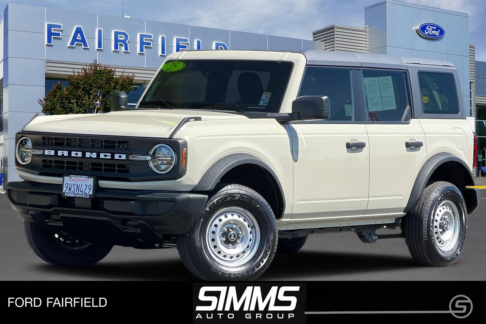 2025 Ford Bronco Base 4x4's photo