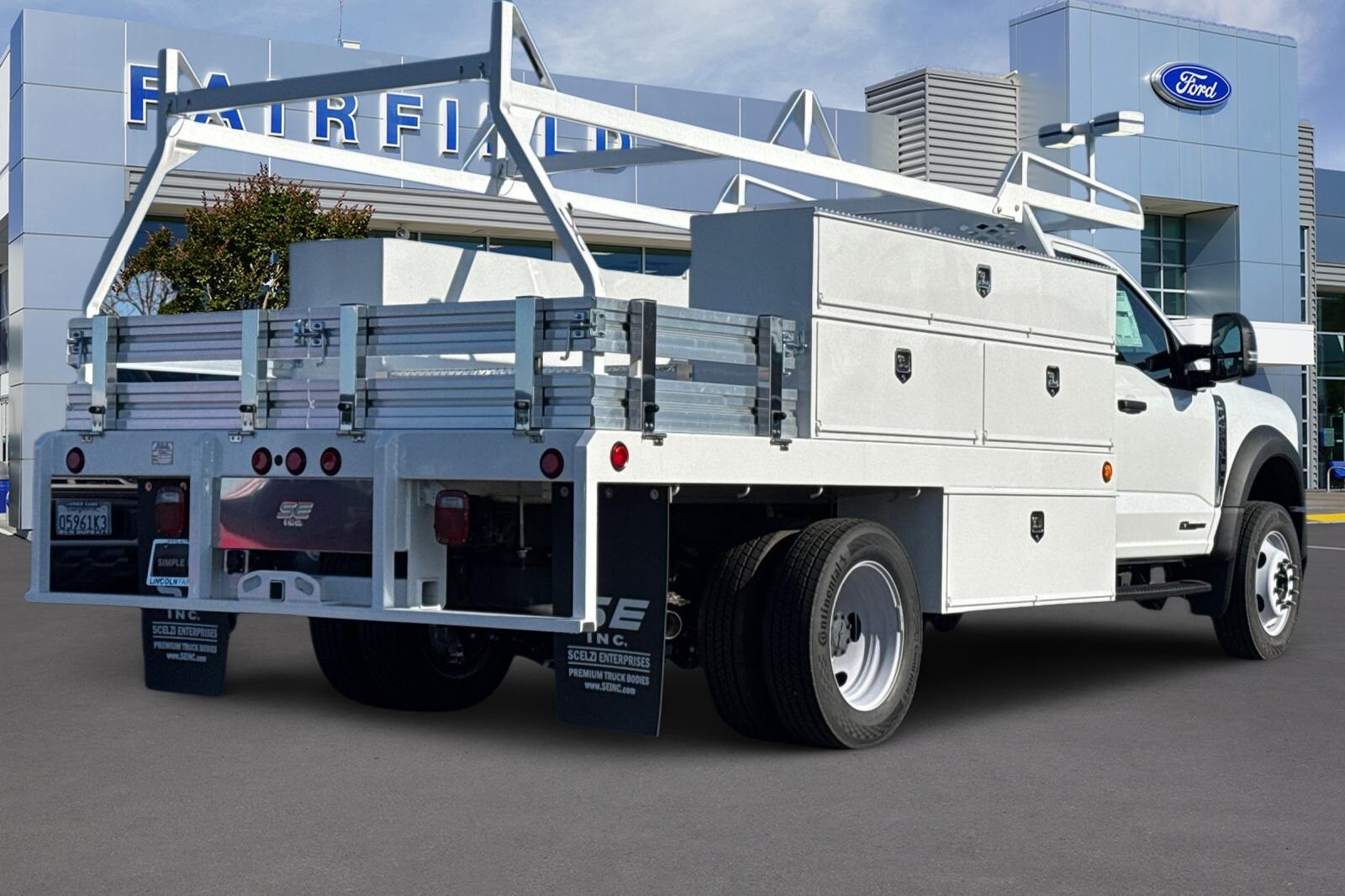 2024 Ford F-450 XL photo 2