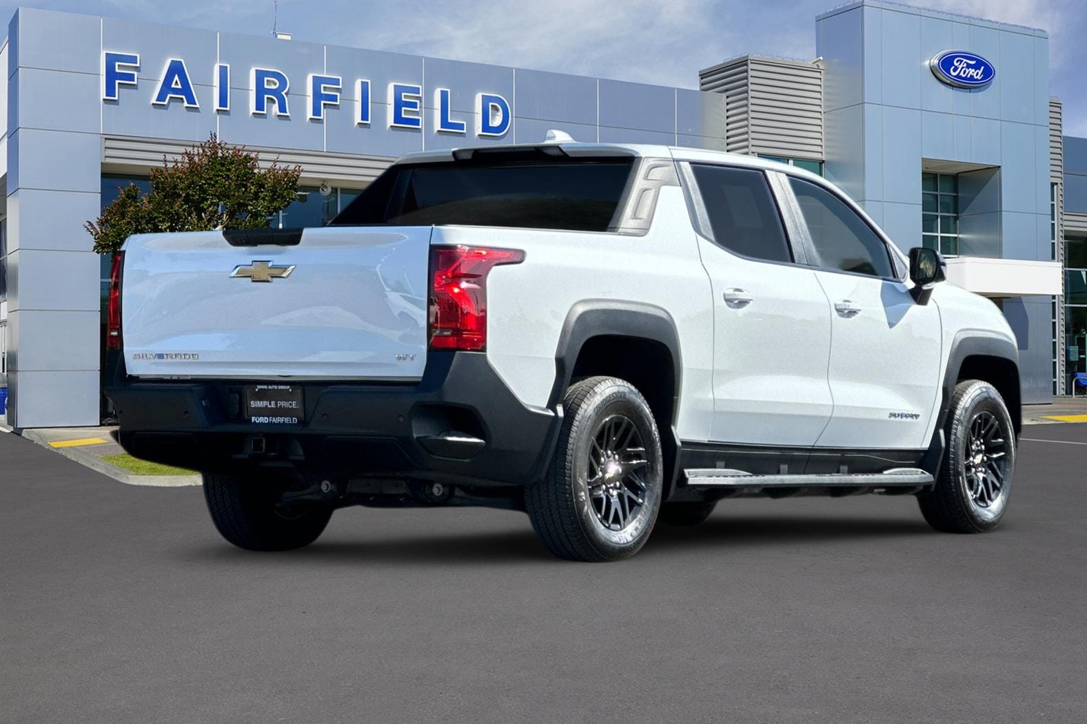 Used 2024 Chevrolet Silverado EV Work Truck with VIN 1GC10UED5RU201325 for sale in Fairfield, CA